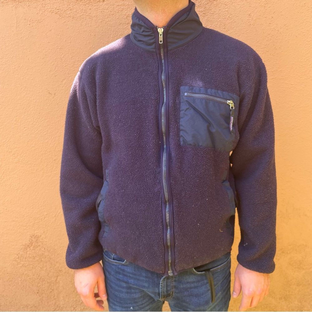 Purple PATAGONIA Fleece Zip-Up. Size Large.